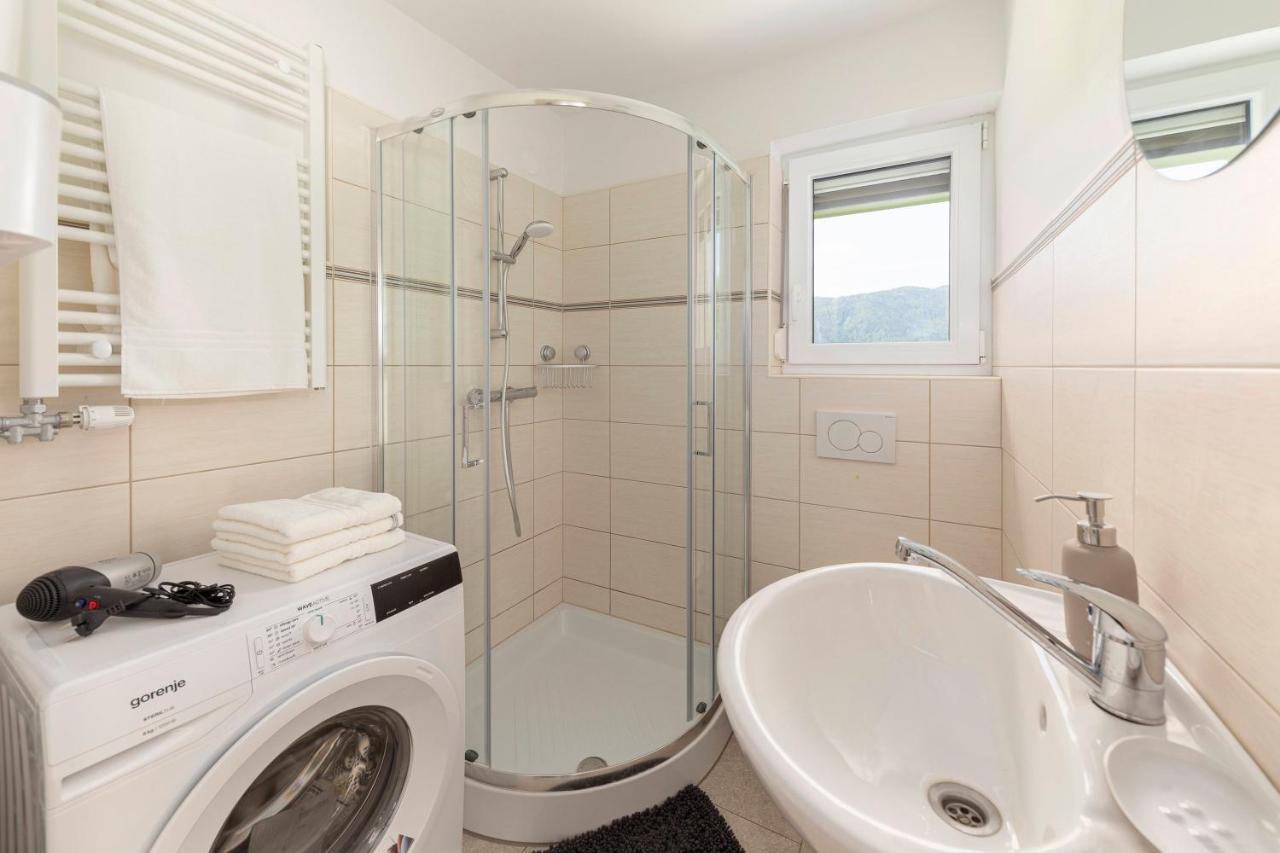 Hisa V Zelenem Apartment Bled Bagian luar foto