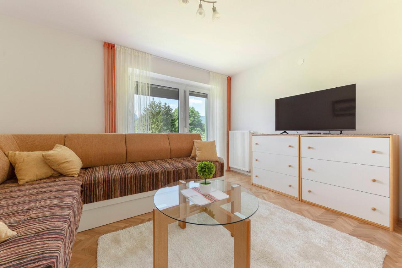 Hisa V Zelenem Apartment Bled Bagian luar foto