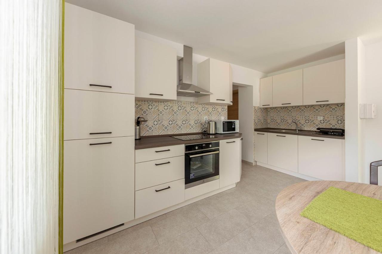 Hisa V Zelenem Apartment Bled Bagian luar foto